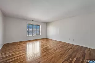 6409 Liberty I1, North Bergen, NJ 07047 - Photo 18