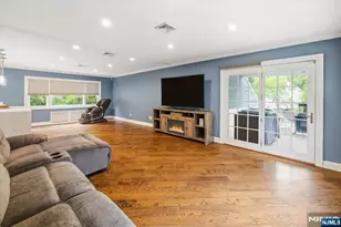 1-07 Lyons Ave, Fair Lawn, NJ 07410 - Photo 6