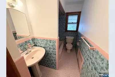 105 Bergen Street, Garfield, NJ 07026 - Photo 6