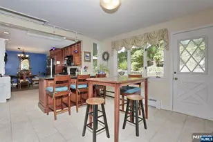 908 N Monroe St, Midland Park, NJ 07432 - Photo 4