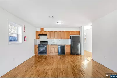 326 Magnolia Avenue, Elizabeth, NJ 07206 - Photo 4