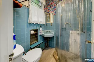 176 Mountain Wy, Rutherford, NJ 07070 - Photo 16