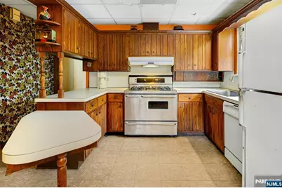176 Mountain Way, Rutherford, NJ 07070 - Photo 14
