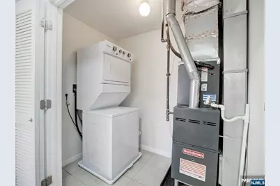 627 Hunterdon Street, Newark, NJ 07108 - Photo 12