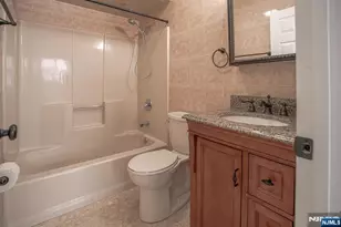 31 Fairmount Ave 6A, Hackensack, NJ 07601 - Photo 18