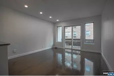 31 Fairmount Avenue 6A #6A, Hackensack, NJ 07601 - Photo 4