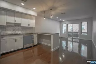31 Fairmount Ave 6A, Hackensack, NJ 07601 - Photo 2