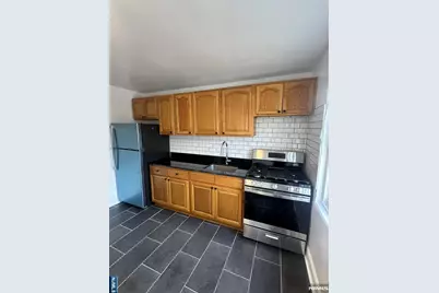 28 Sheffield Avenue C4 #C4, Englewood, NJ 07631 - Photo 4