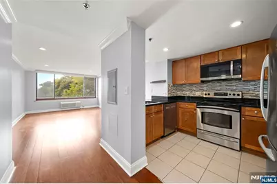 100 Old Palisade Road 801 #801, Fort Lee, NJ 07024 - Photo 4