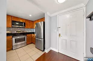 100 Old Palisade Road 801, Fort Lee, NJ 07024 - Photo 2
