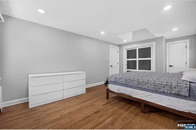 29 Laurel Avenue, Livingston, NJ 07039 - Photo 14