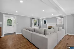 29 Laurel Ave, Livingston, NJ 07039 - Photo 4