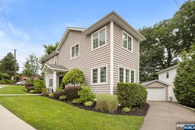 70 Cecelia Avenue, Cliffside Park, NJ 07010 - Photo 44