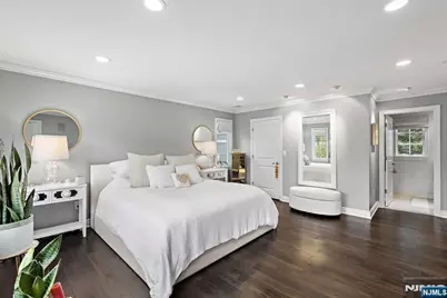 70 Cecelia Avenue, Cliffside Park, NJ 07010 - Photo 26