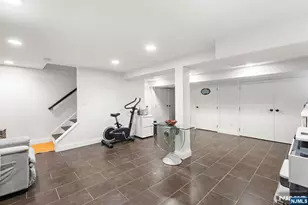 70 Cecelia Ave, Cliffside Park, NJ 07010 - Photo 34
