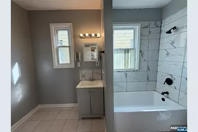 117 Schley Street 2 #2, Newark, NJ 07112 - Photo 4