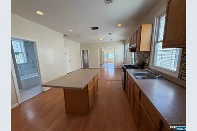 117 Schley Street 2 #2, Newark, NJ 07112 - Photo 6