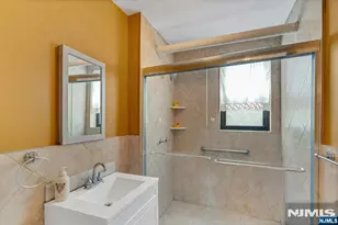 6114 Highland Pl 1H, West New York, NJ 07093 - Photo 8