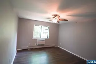 1418 Faulkner Ct, Mahwah, NJ 07430 - Photo 6