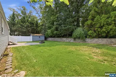 320 Ridgewood Blvd North, Washington Township, NJ 07676 - Photo 20