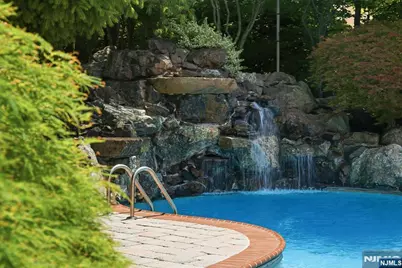 1 Wimbledon Court, Cedar Grove, NJ 07009 - Photo 46
