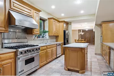 1 Wimbledon Court, Cedar Grove, NJ 07009 - Photo 42