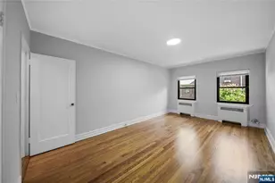 81 Chester Pl A2C, Englewood, NJ 07631 - Photo 10