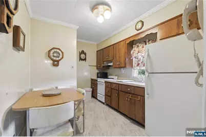 485 River Road, New Milford, NJ 07646 - Photo 12