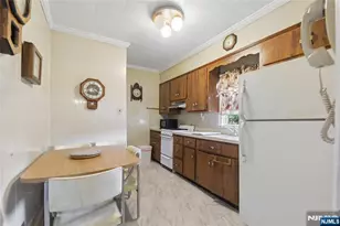 485 River Rd, New Milford, NJ 07646 - Photo 12