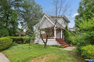 485 River Rd, New Milford, NJ 07646 - Photo 2