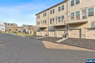 7 Leahy Drive, Wood Ridge, NJ 07075 - Photo 36