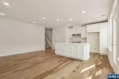 7 Leahy Drive, Wood Ridge, NJ 07075 - Photo 16