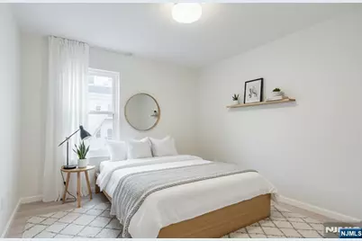 62 Columbia Avenue, Newark, NJ 07106 - Photo 8