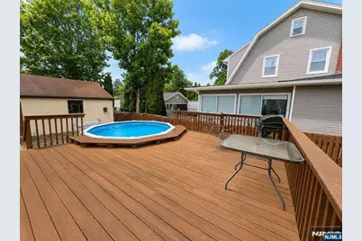 72 Rosedale Avenue, Elmwood Park, NJ 07407 - Photo 4
