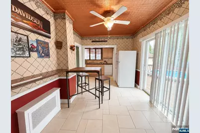 72 Rosedale Avenue, Elmwood Park, NJ 07407 - Photo 14