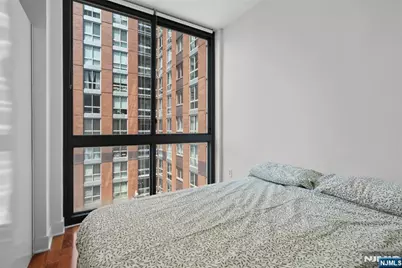 201 Marin Boulevard 813 #813, Jersey City, NJ 07302 - Photo 14