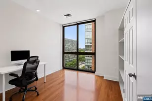 201 Marin Blvd 813, Jersey City, NJ 07302 - Photo 12