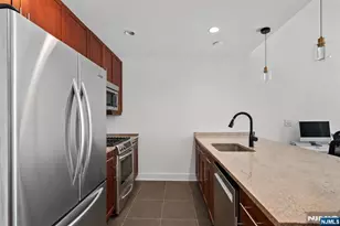 201 Marin Blvd 813, Jersey City, NJ 07302 - Photo 10