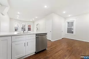 244 Clinton Ave, Jersey City, NJ 07304 - Photo 8