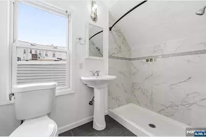 244 Clinton Avenue, Jersey City, NJ 07304 - Photo 34