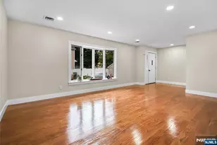 128 Grove St, Mahwah, NJ 07430 - Photo 4