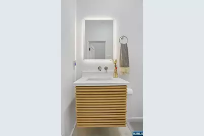 15 Wheeler Street B #B, Montclair, NJ 07042 - Photo 4