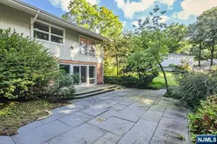 192 Stonehurst Dr, Tenafly, NJ 07670 - Photo 18