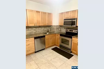 170 Lafayette Avenue 3H #3H, Passaic, NJ 07055 - Photo 6