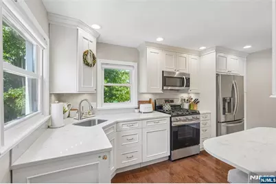 741 Briarcliff Avenue, Maywood, NJ 07607 - Photo 8