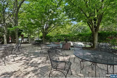 302 Chase Court 302 #302, Edgewater, NJ 07020 - Photo 36