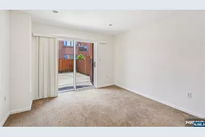 302 Chase Court 302 #302, Edgewater, NJ 07020 - Photo 16