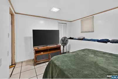 85 10th Street, Newark, NJ 07107 - Photo 30
