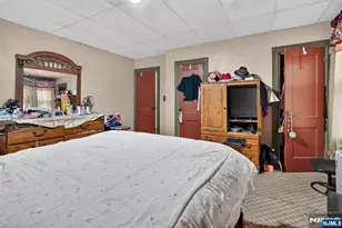 85 10th St, Newark, NJ 07107 - Photo 34