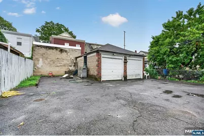 85 10th Street, Newark, NJ 07107 - Photo 40